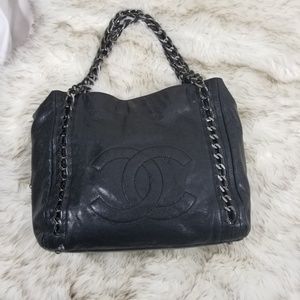 Chanel Modern Chain Tote Glazed Black Caviar